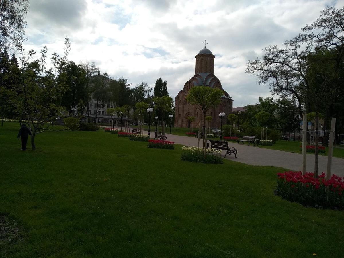 Luxuri apartments TTchernihiv Extérieur photo
