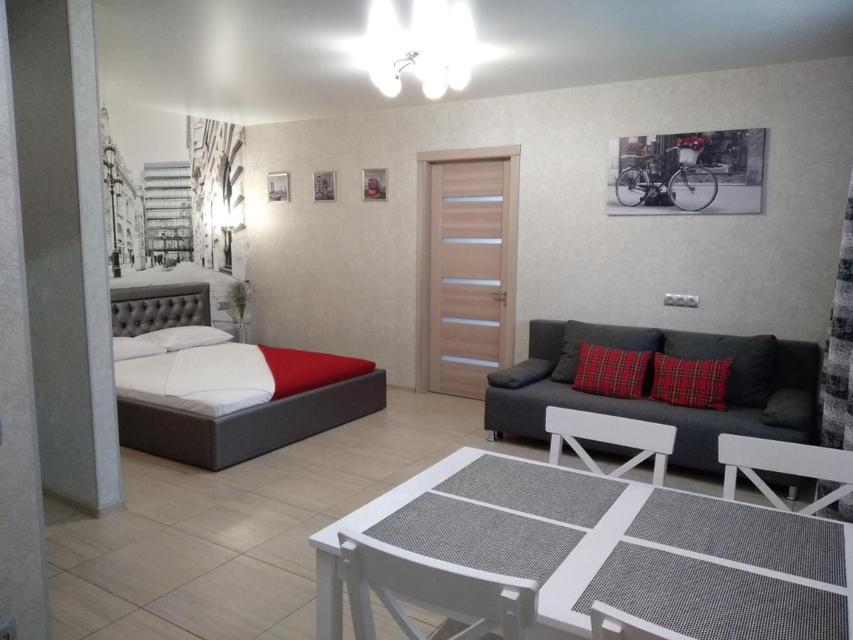 Luxuri apartments TTchernihiv Extérieur photo