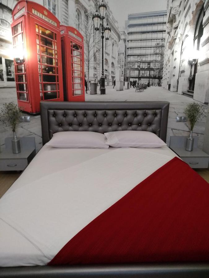 Luxuri apartments TTchernihiv Extérieur photo