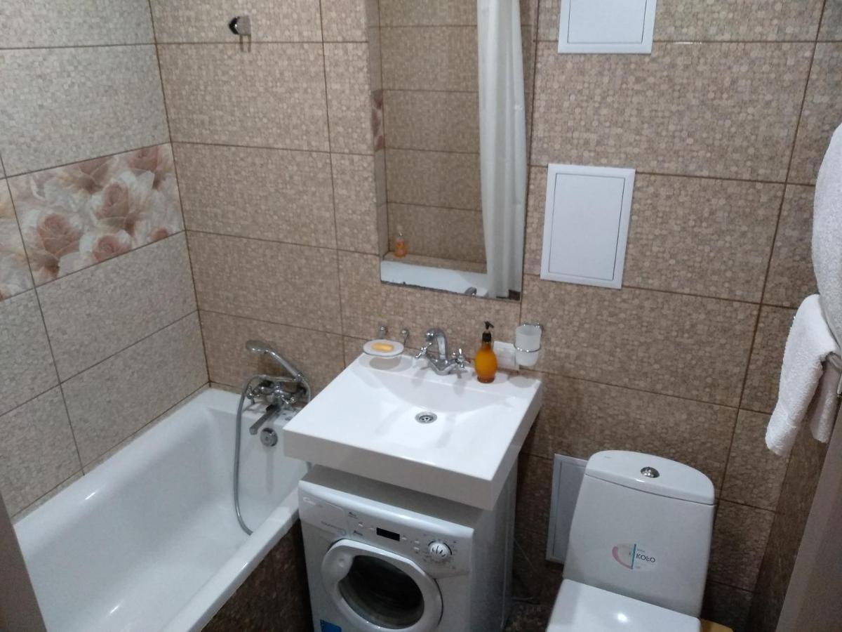 Luxuri apartments TTchernihiv Extérieur photo